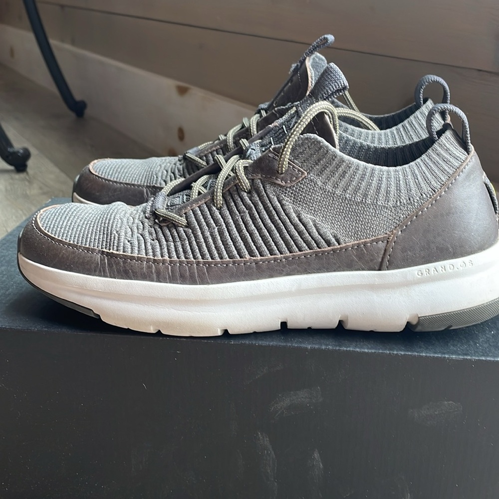 Cole Haan men’s sneakers. - Picture 2 of 8